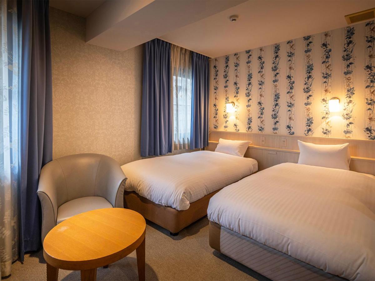 Eclair Hakata Hotel 3*